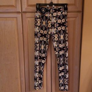 LuLaRoe Patterned Leggings